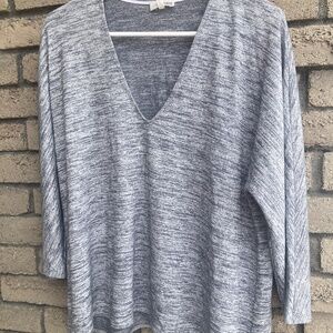 Wilfred lightweight V Neck Sweater